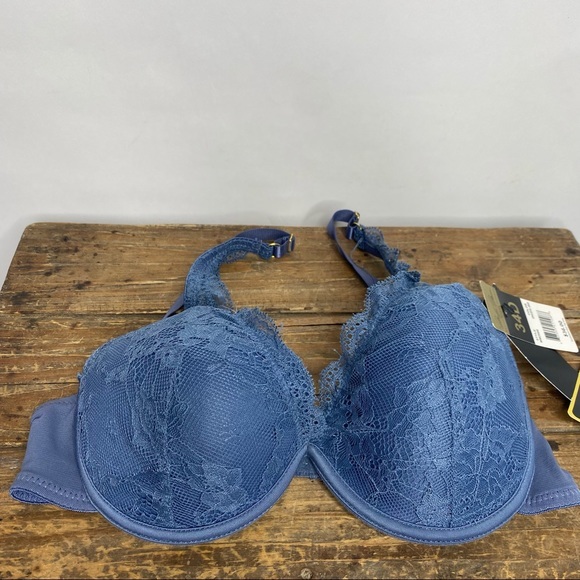 Marilyn Monroe New Blue Lace Bra - Picture 1 of 5